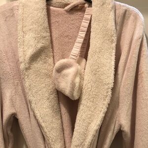 Cozy Shawl-Collar Plush Robe with Sherpa Trim — Light Pink